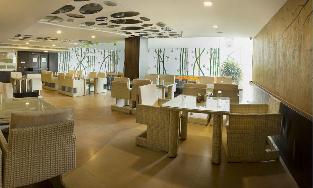 The Orbis Hotel Coimbatore Buitenkant foto