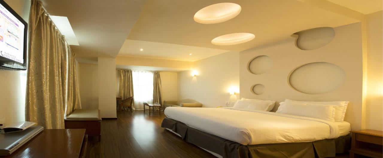 The Orbis Hotel Coimbatore Buitenkant foto